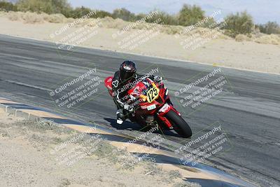 media/Dec-04-2025-Racers Edge (Thu) [[5ebc9f124d]]/3-B Group/7-Session 4 (Turn 10 Inside)/